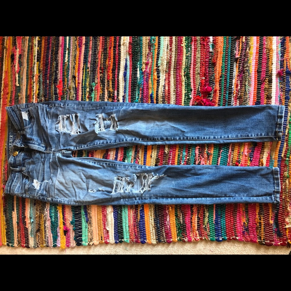 Distressed/ripped denim from american eagle 🦅